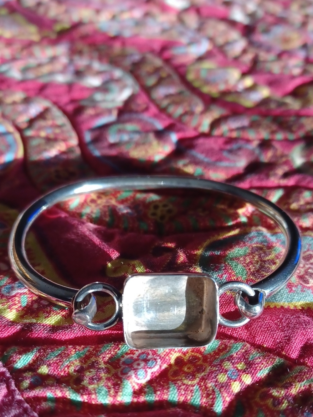 9.25 Hinged Bangle Bracelet
